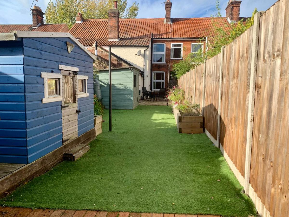 Smart & Comfortable 3-Bedroom Victorian House Stalham Bagian luar foto